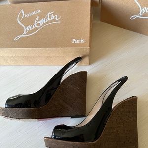 CHRISTIAN LOUBOUTIN PARIS - WEDGES 37.5 - BLACK PATENT AND CALF/CORK WEDGE